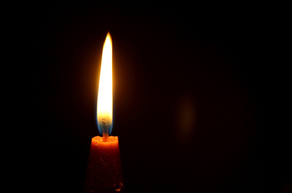 candle-605593_960_720