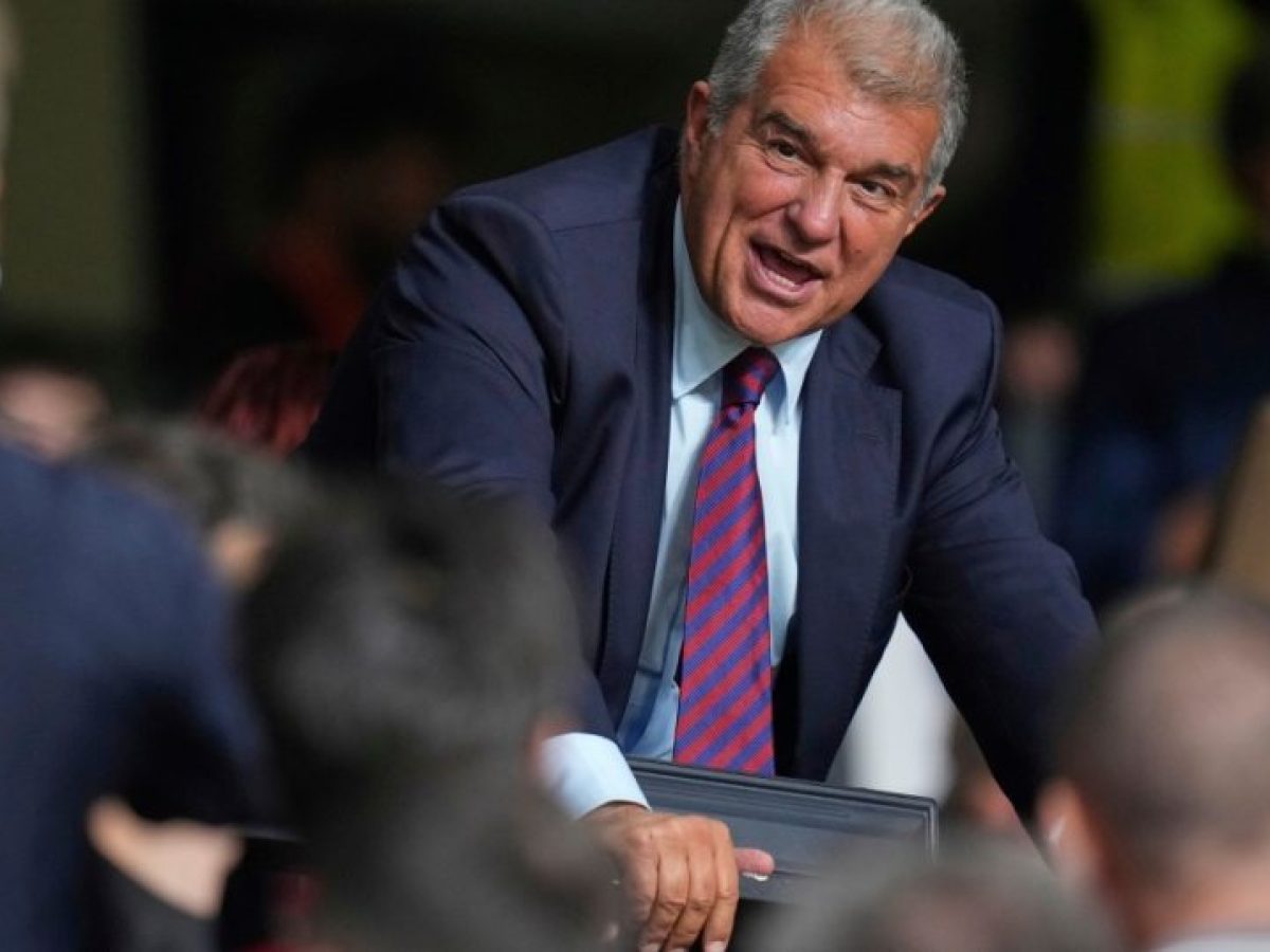 Λαπόρτα: «Δεν μπορώ να το επιβεβαιώσω – Ο Τόρες είναι παίκτης της Μπαρτσελόνα»