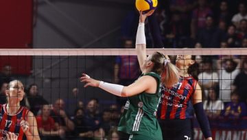 &Eta; &eta;&mu;&epsilon;&rho;&omicron;&mu;&eta;&nu;ί&alpha; &tau;&omicron;&upsilon; &tau;&epsilon;&lambda;&iota;&kappa;&omicron;ύ Super Cup &alpha;&nu;ά&mu;&epsilon;&sigma;&alpha; &sigma;&epsilon; &Pi;&alpha;&nu;&alpha;&theta;&eta;&nu;&alpha;ϊ&kappa;ό &kappa;&alpha;&iota; &Pi;&alpha;&nu;&iota;ώ&nu;&iota;&omicron;