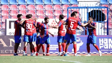 &Kappa;&alpha;&theta;ά&rho;&iota;&sigma;&epsilon; &mu;&epsilon; &Mu;ά&nu;&alpha;&lambda;&eta; &omicron; &Pi;&alpha;&nu;&iota;ώ&nu;&iota;&omicron;&sigmaf;, 2-0 &tau;&omicron;&nu; &Alpha;&sigma;&tau;έ&rho;&alpha; &Tau;&rho;ί&pi;&omicron;&lambda;&eta;&sigmaf; &Beta;&rsquo;