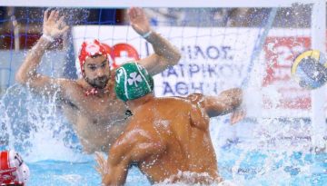 &Omicron; &mu;ό&nu;&iota;&mu;&omicron;&sigmaf; &pi;&rho;&omega;&tau;&alpha;&theta;&lambda;&eta;&tau;ή&sigmaf; &Omicron;&lambda;&upsilon;&mu;&pi;&iota;&alpha;&kappa;ό&sigmaf; &kappa;&alpha;&iota; &omicron; &epsilon;&pi;ί&delta;&omicron;&xi;&omicron;&sigmaf; &mu;&nu;&eta;&sigma;&tau;ή&rho;&alpha;&sigmaf; &Pi;&alpha;&nu;&alpha;&theta;&eta;&nu;&alpha;ϊ&kappa;ό&sigmaf; &sigma;&tau;&eta;&nu; &kappa;ό&nu;&tau;&rho;&alpha; &tau;ί&tau;&lambda;&omicron;&upsilon;