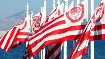 &Eta; &alpha;&pi;ά&nu;&tau;&eta;&sigma;&eta; &tau;&omicron;&upsilon; &Omicron;&lambda;&upsilon;&mu;&pi;&iota;&alpha;&kappa;&omicron;ύ &sigma;&tau;&eta; &theta;έ&sigma;&eta; &tau;&omicron;&upsilon; &Pi;&alpha;&nu;&alpha;&theta;&eta;&nu;&alpha;ϊ&kappa;&omicron;ύ: &laquo;Ό&tau;&alpha;&nu; &pi;&omicron;&nu;ά&sigmaf;, &beta;&omicron;&gamma;&kappa;ά&sigmaf; &kappa;&alpha;&iota; &mu;&epsilon;&tau;ά &pi;&alpha;&rho;&alpha;&mu;&iota;&lambda;ά&sigmaf;&raquo; (vid) &ndash; to10.gr