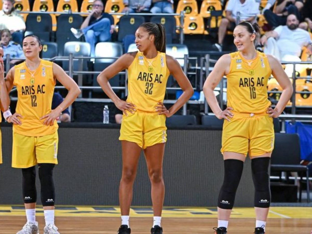 &Mu;&pi;ά&sigma;&kappa;&epsilon;&tau; &Gamma;&upsilon;&nu;&alpha;&iota;&kappa;ώ&nu;: &Tau;&omicron; photostory &alpha;&pi;ό &tau;&eta;&nu; &pi;&rho;&epsilon;&mu;&iota;έ&rho;&alpha; &mu;&epsilon; &tau;&omicron;&nu; &Kappa;&rho;ό&nu;&omicron; &Alpha;&gamma;ί&omicron;&upsilon; &Delta;&eta;&mu;&eta;&tau;&rho;ί&omicron;&upsilon; (photos) &ndash; pressaris.gr