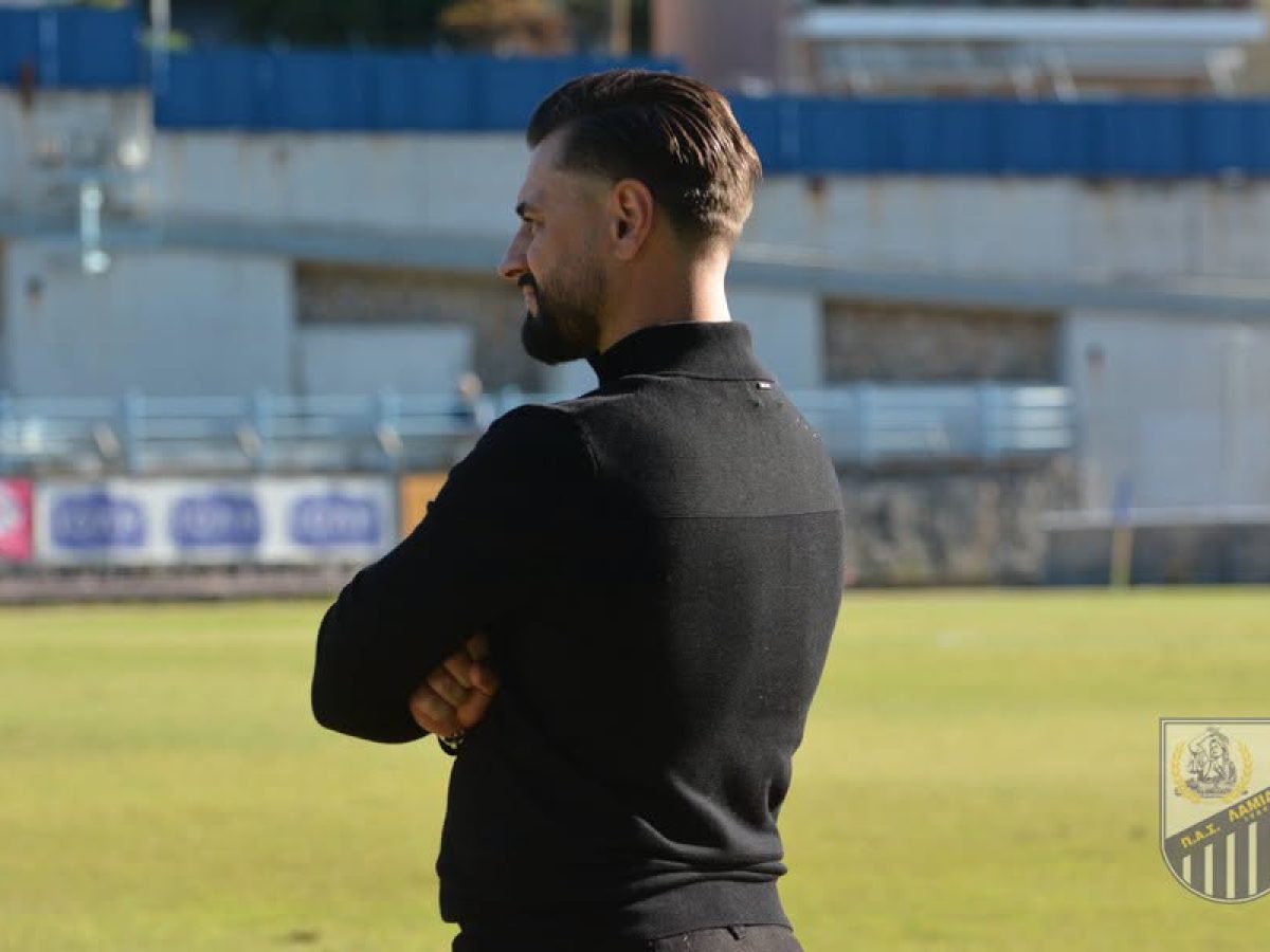Vid | &Gamma;&iota;ώ&rho;&gamma;&omicron;&sigmaf; &Zeta;&alpha;&chi;&alpha;&rho;ό&pi;&omicron;&upsilon;&lambda;&omicron;&sigmaf;: &laquo;&Chi;&tau;ί&zeta;&omicron;&upsilon;&mu;&epsilon; &tau;&eta; &nu;έ&alpha; &Lambda;&alpha;&mu;ί&alpha;&raquo;