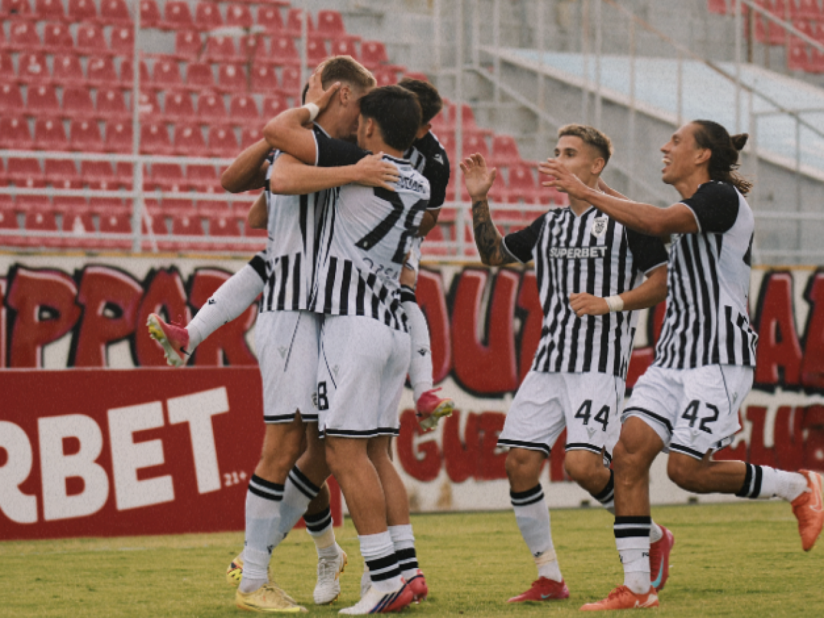 &Epsilon;&nu;&tau;ό&sigmaf; &mu;&epsilon; &Sigma;ύ&rho;&omicron; &omicron; &Pi;&Alpha;&Omicron;&Kappa; &Beta; &ndash; PAOKFC