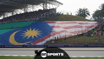 Formula 1: &Sigma;&tau;&eta; &Mu;&alpha;&lambda;&alpha;&iota;&sigma;ί&alpha; &sigma;&upsilon;&nu;&epsilon;&chi;ί&zeta;&epsilon;&tau;&alpha;&iota; &eta; &mu;ά&chi;&eta; &ndash; &Eta; ώ&rho;&alpha; &kappa;&alpha;&iota; &tau;&omicron; &kappa;&alpha;&nu;ά&lambda;&iota;