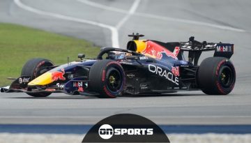 Formula 1: &Sigma;&omicron;ύ&pi;&epsilon;&rho; &Mu;&alpha;&xi; &Phi;&epsilon;&rho;&sigma;&tau;ά&pi;&epsilon;&nu; &sigma;&tau;&eta; &Mu;&alpha;&lambda;&alpha;&iota;&sigma;ί&alpha; &ndash; &Pi;&rho;ώ&tau;&eta; &phi;&epsilon;&tau;&iota;&nu;ή &nu;ί&kappa;&eta; &gamma;&iota;&alpha; &tau;&omicron;&nu; &Omicron;&lambda;&lambda;&alpha;&nu;&delta;ό