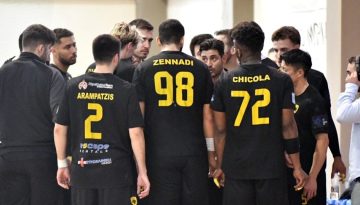 &Eta; &Omicron;&Chi;&Epsilon; &epsilon;&pi;έ&sigma;&tau;&rho;&epsilon;&psi;&epsilon; &tau;&omicron;&upsilon;&sigmaf; &delta;ύ&omicron; &beta;&alpha;&theta;&mu;&omicron;ύ&sigmaf; &sigma;&tau;&eta;&nu; &Alpha;&Epsilon;&Kappa; &sigma;&tau;&eta; Handball Premier