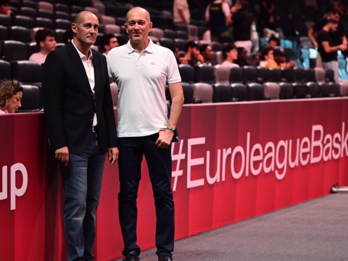 Euroleague: &Tau;&omicron; &mu;ή&nu;&upsilon;&mu;&alpha; &Alpha;&gamma;&gamma;&epsilon;&lambda;ό&pi;&omicron;&upsilon;&lambda;&omega;&nu; &ndash; &Gamma;&iota;&alpha;&nu;&nu;&alpha;&kappa;ό&pi;&omicron;&upsilon;&lambda;&omicron;&upsilon; &alpha;&pi;ό &tau;&omicron; &Kappa;ό&mu;&omicron; (vid) &ndash; Basketa.gr