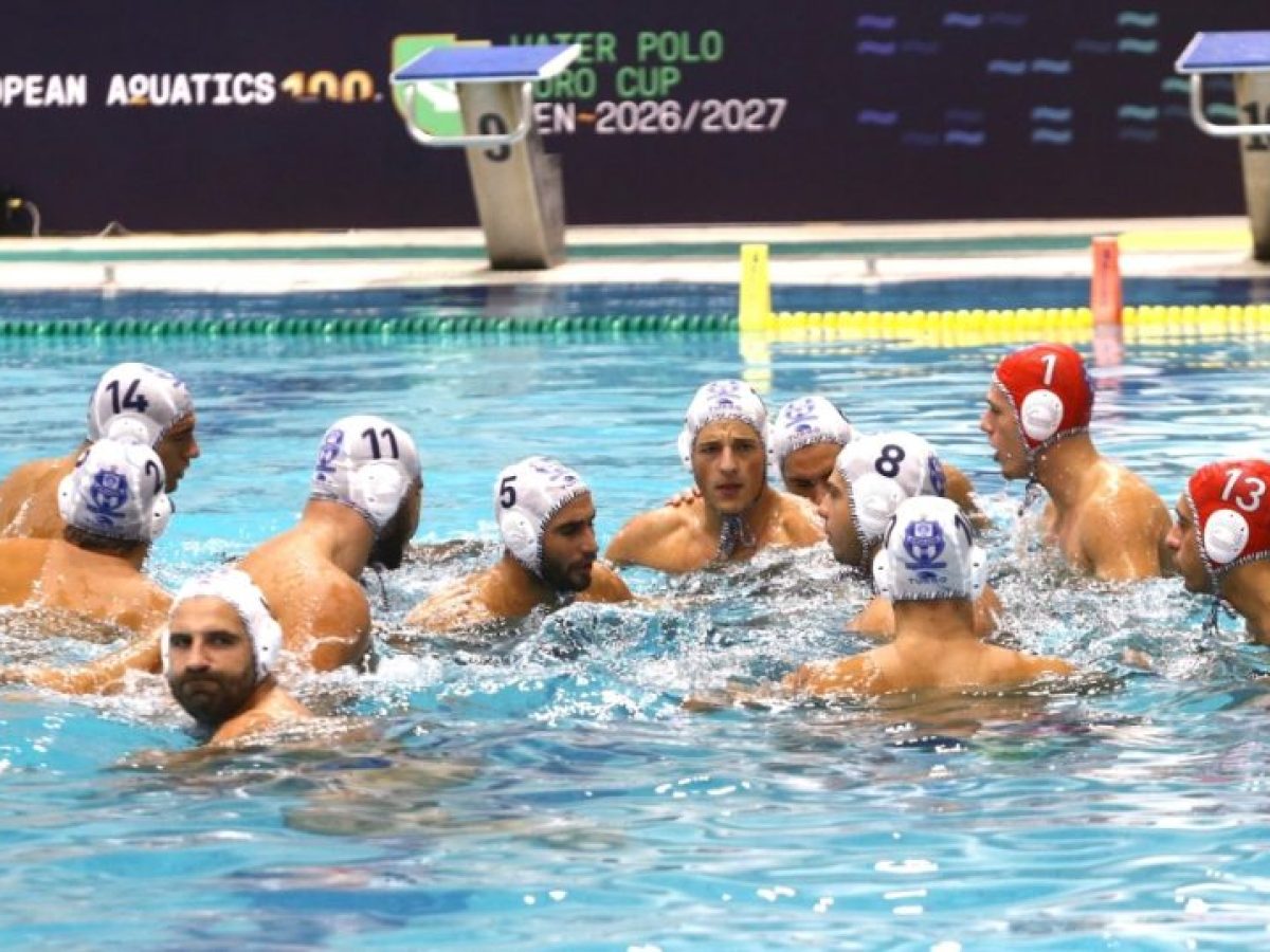 O &Alpha;&pi;ό&lambda;&lambda;&omega;&nu; &mu;&epsilon; &alpha;&nu;&alpha;&tau;&rho;&omicron;&pi;ή &tau;&eta;&nu; &Pi;&alpha;&rho;&tau;&iota;&zeta;ά&nu; &kappa;&iota; &laquo;&alpha;&gamma;&kappa;&alpha;&lambda;&iota;ά&raquo; &mu;&epsilon; &tau;&eta;&nu; &pi;&rho;ό&kappa;&rho;&iota;&sigma;&eta; &sigma;&tau;&omicron; Euro Cup