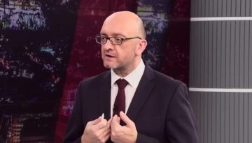 One Channel: &Alpha;&iota;&phi;&nu;ί&delta;&iota;&omicron; &tau;έ&lambda;&omicron;&sigmaf; &gamma;&iota;&alpha; &tau;&omicron;&nu; &Zeta;&alpha;&chi;&alpha;&rho;ό &ndash; AllAboutARIS.gr