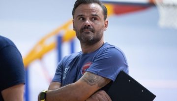 &Chi;&alpha;&rho;&iota;&tau;&omega;&nu;ί&delta;&eta;&sigmaf; &gamma;&iota;&alpha; &tau;&eta;&nu; &alpha;&pi;&omicron;&chi;ώ&rho;&eta;&sigma;ή &tau;&omicron;&upsilon; &alpha;&pi;ό &tau;&omicron;&nu; Ά&rho;&eta;: &laquo;&Delta;&epsilon;&nu; &theta;&alpha; &mu;&pi;&omicron;&rho;&omicron;ύ&sigma;&alpha; &nu;&alpha; &sigma;&upsilon;&nu;&epsilon;&chi;ί&sigma;&omega; &upsilon;&pi;ό &alpha;&upsilon;&tau;έ&sigmaf; &tau;&iota;&sigmaf; &sigma;&upsilon;&nu;&theta;ή&kappa;&epsilon;&sigmaf;&raquo;