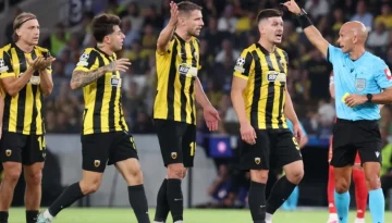 Champions League: &Sigma;&epsilon; &pi;&omicron;&iota;&alpha; &theta;έ&sigma;&eta; &epsilon;ί&nu;&alpha;&iota; &eta; &Alpha;&Epsilon;&Kappa; &mdash; Sportime