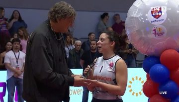 H M&alpha;&rho;&tau;ί&nu;&alpha; &Xi;&alpha;&nu;&theta;&omicron;&pi;&omicron;ύ&lambda;&omicron;&upsilon; &alpha;&nu;&alpha;&delta;&epsilon;ί&chi;&theta;&eta;&kappa;&epsilon; MVP &sigma;&tau;&omicron;&nu; &tau;&epsilon;&lambda;&iota;&kappa;ό &tau;&omicron;&upsilon; Super Cup (videos) &ndash; www.ertsports.gr