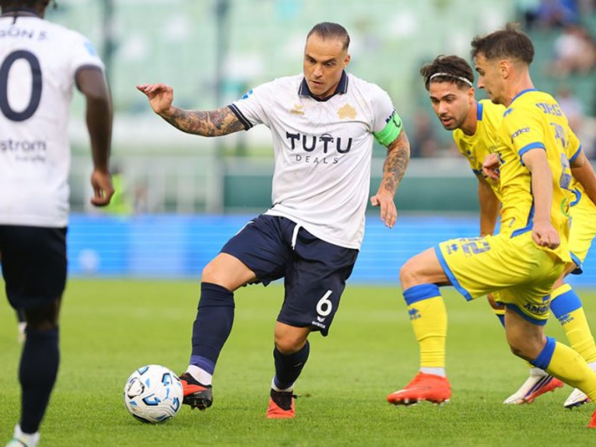 &Pi;&rho;ώ&tau;&eta; &epsilon;&kappa;&tau;ό&sigmaf; έ&delta;&rho;&alpha;&sigmaf; ή&tau;&tau;&alpha; &alpha;&pi;ό &tau;&eta;&nu; &Kappa;&eta;&phi;&iota;&sigma;&iota;ά 2-0 &sigma;&tau;&eta; &Lambda;&epsilon;&omega;&phi;ό&rho;&omicron; &omicron; &Pi;&alpha;&nu;&alpha;&iota;&tau;&omega;&lambda;&iota;&kappa;ό&sigmaf; (video)