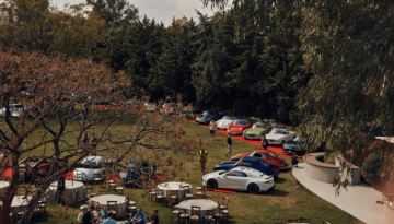 Lexus &kappa;&alpha;&iota; 1000 Miglia: &Eta; Lexus &sigma;&upsilon;&nu;&omicron;&delta;&epsilon;ύ&epsilon;&iota; &tau;&omicron; &iota;&sigma;&tau;&omicron;&rho;&iota;&kappa;ό &rho;ά&lambda;&iota; &sigma;&tau;&eta;&nu; &Epsilon;&lambda;&lambda;ά&delta;&alpha;