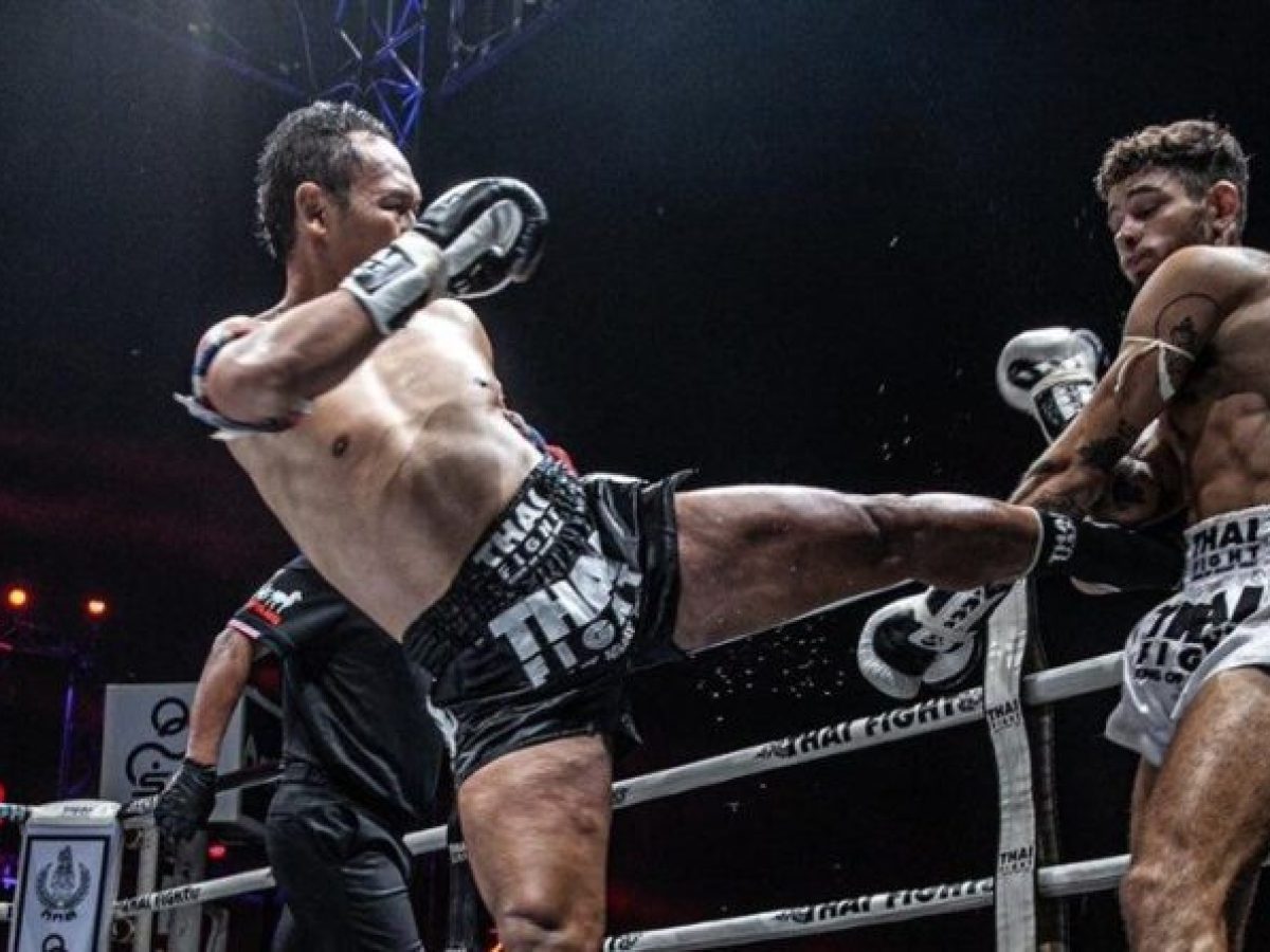 Saenchai: &Sigma;&tau;&alpha; 47 &tau;&omicron;&upsilon; &chi;&rho;ό&nu;&iota;&alpha; έ&phi;&tau;&alpha;&sigma;&epsilon; &tau;&iota;&sigmaf; 330 &nu;ί&kappa;&epsilon;&sigmaf; &kappa;&alpha;&iota; &sigma;&upsilon;&nu;&epsilon;&chi;ί&zeta;&epsilon;&iota; &nu;&alpha; &gamma;&rho;ά&phi;&epsilon;&iota; &iota;&sigma;&tau;&omicron;&rho;ί&alpha; &ndash; Fightsports.gr