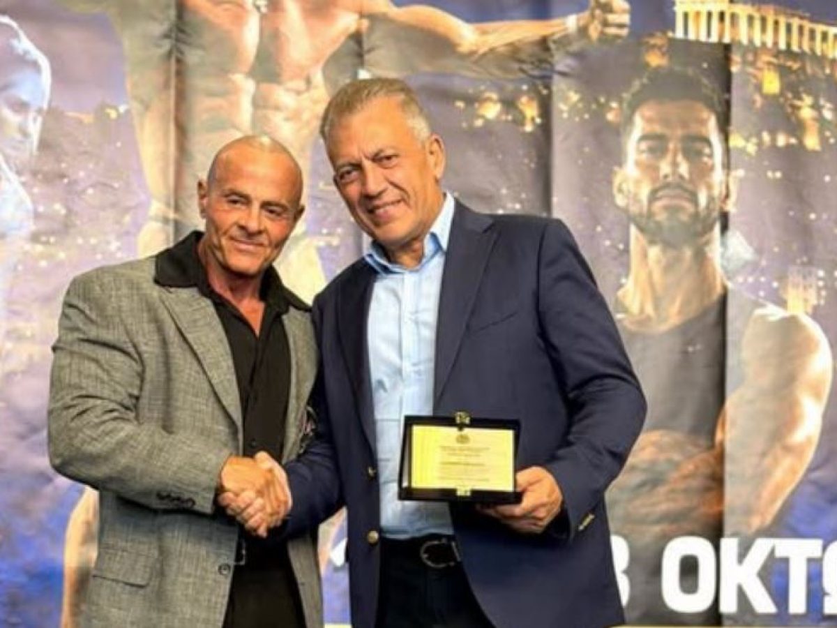 &Omicron; &Upsilon;&pi;&omicron;&upsilon;&rho;&gamma;ό&sigmaf; &Gamma;&iota;ά&nu;&nu;&eta;&sigmaf; &Beta;&rho;&omicron;ύ&tau;&sigma;&eta;&sigmaf; &beta;&rho;ά&beta;&epsilon;&upsilon;&sigma;&epsilon; &tau;&omicron;&nu; &Sigma;&iota;&phi;&nu;&iota;ό &Pi;&alpha;&gamma;&kappa;ό&sigma;&mu;&iota;&omicron; &Pi;&rho;&omega;&tau;&alpha;&theta;&lambda;&eta;&tau;ή &Gamma;&iota;ά&nu;&nu;&eta; &Beta;&alpha;&sigma;ά&lambda;&omicron; | Cyclades24